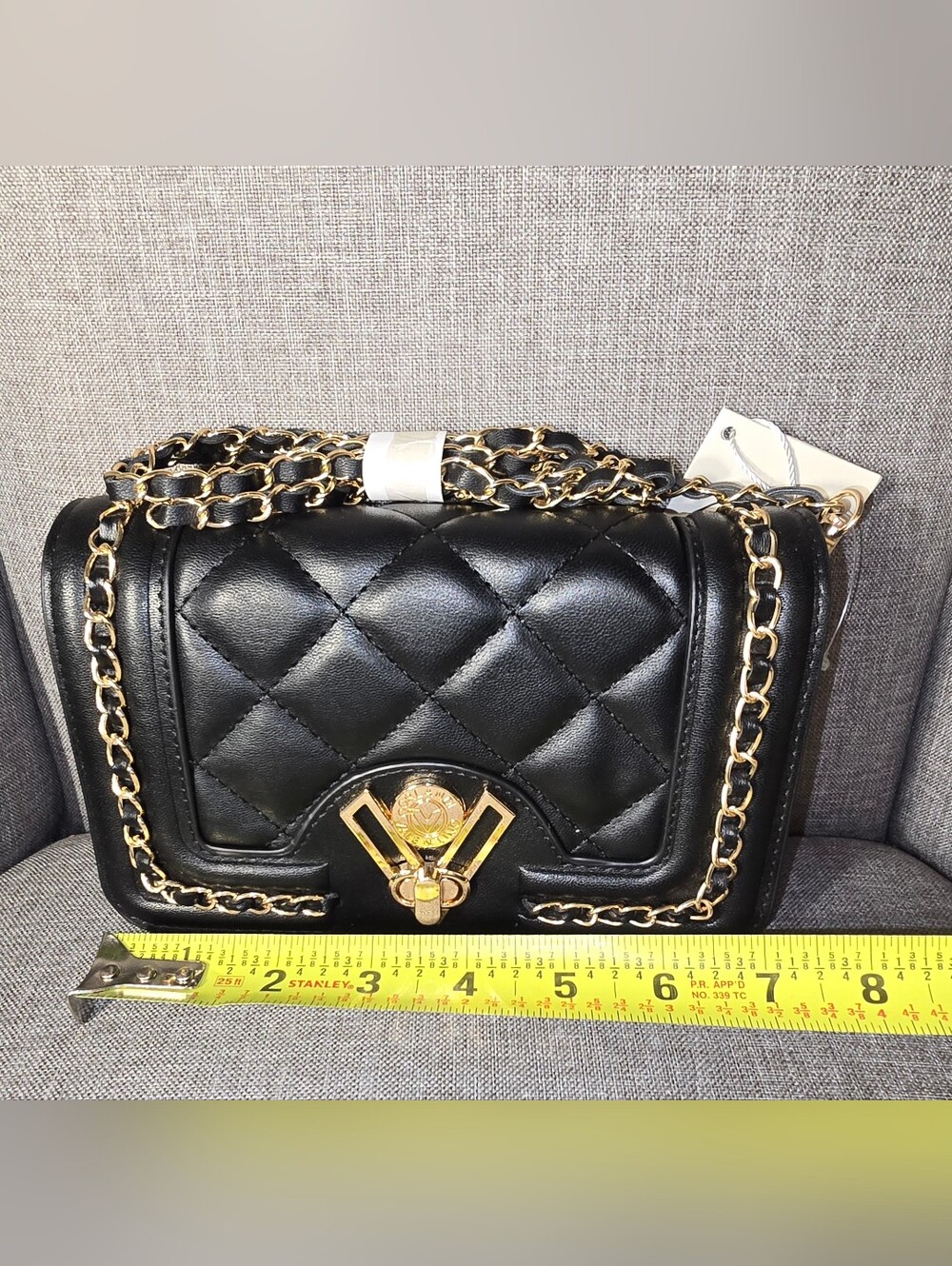 Elegant Black Quilted Chain Bag - Picture 12 of 16
